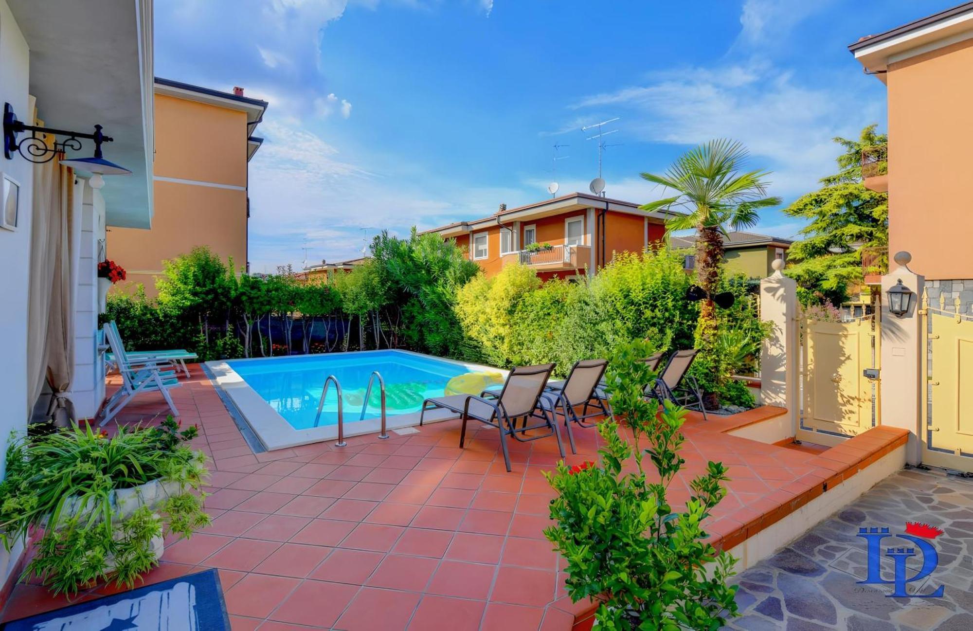Desenzanoloft Official Partner Marriott Homes & Villas - Garden & Pool Desenzano del Garda Exterior foto